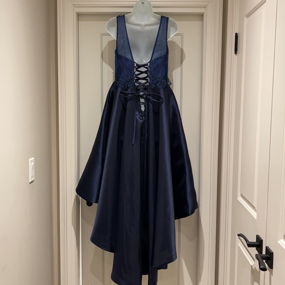 Prom Dress - Picture 3 of 5